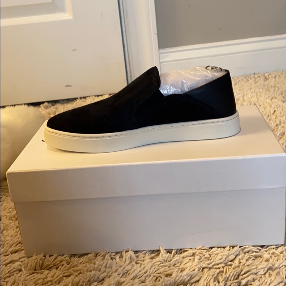 Vince suede shoe